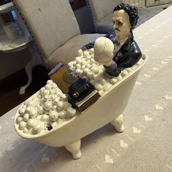 Ashland Edgar gothic Bath Black Coat and Purple Accents - Picture 3 of 5